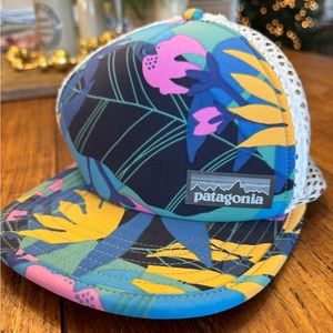Patagonia Unisex Flat Bill Trucker's Cap Mesh Back Adjustable Back